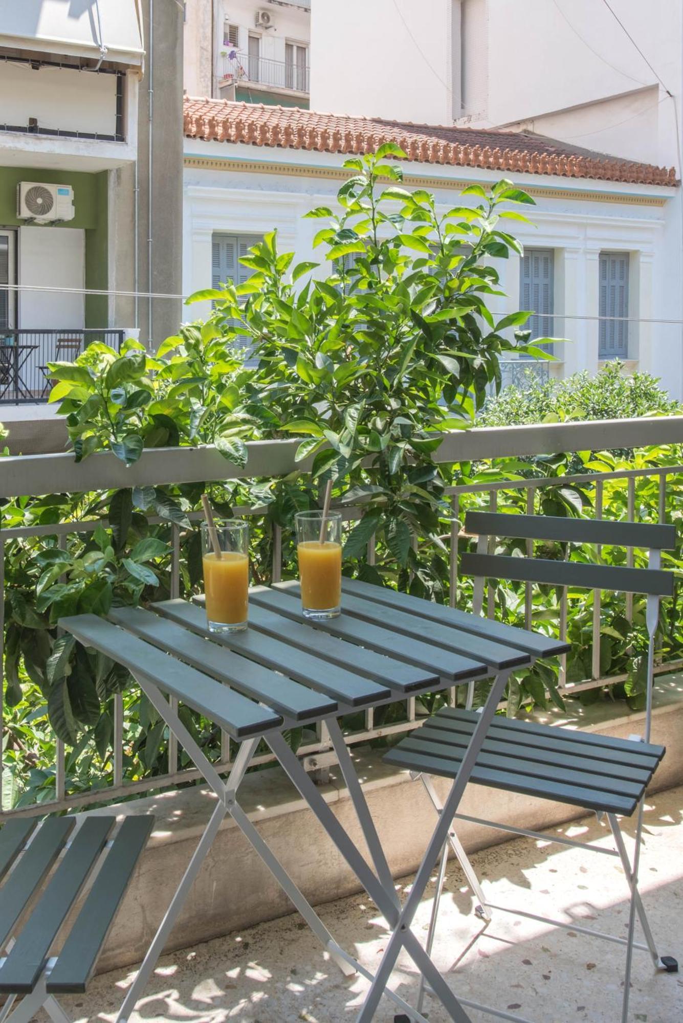Empyrean Apartment Атина Екстериор снимка