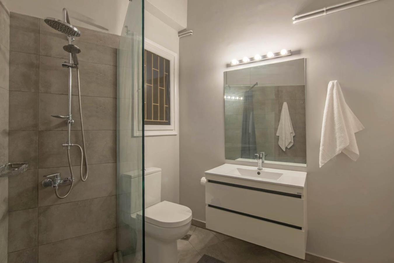 Empyrean Apartment Атина Екстериор снимка